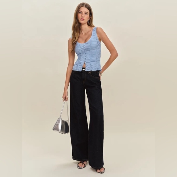 NWT Reformation Archer Top Ice Water Light Blue | US 0 UK 4 - Picture 3 of 13